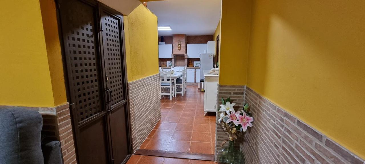 Apartamento Turistico "El Rincon De La Pernila" Guadalupe  Ngoại thất bức ảnh