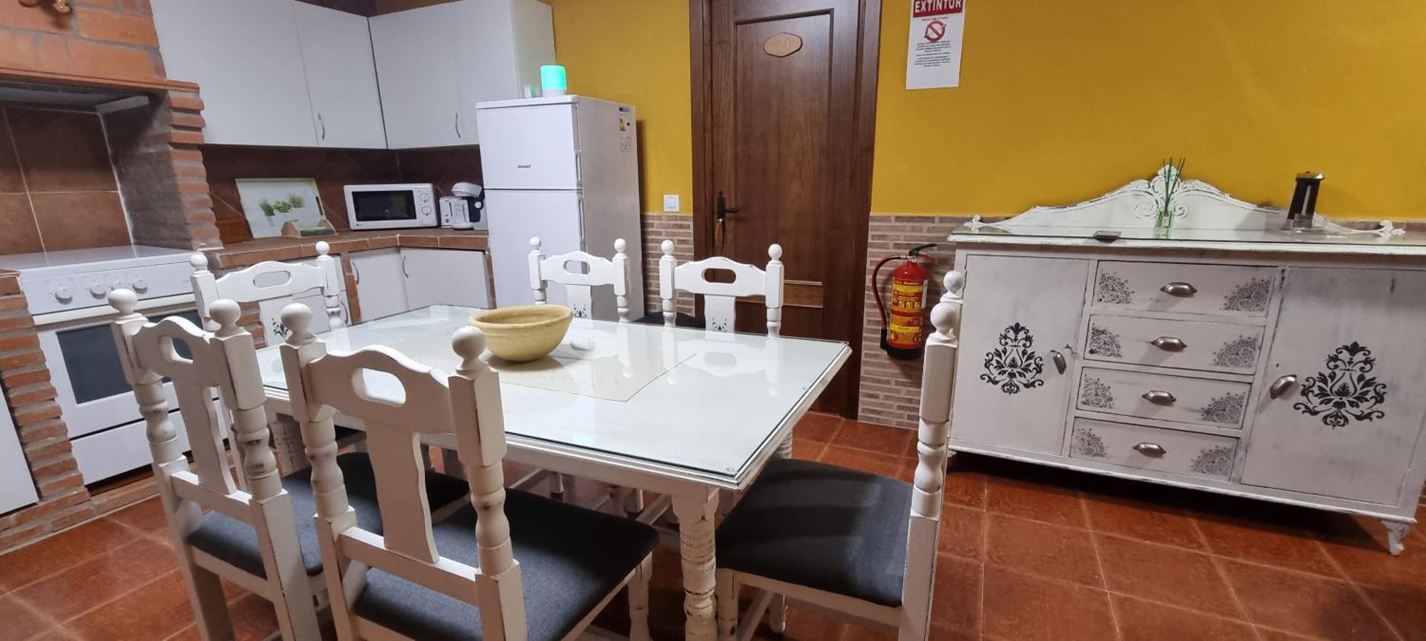 Apartamento Turistico "El Rincon De La Pernila" Guadalupe  Ngoại thất bức ảnh
