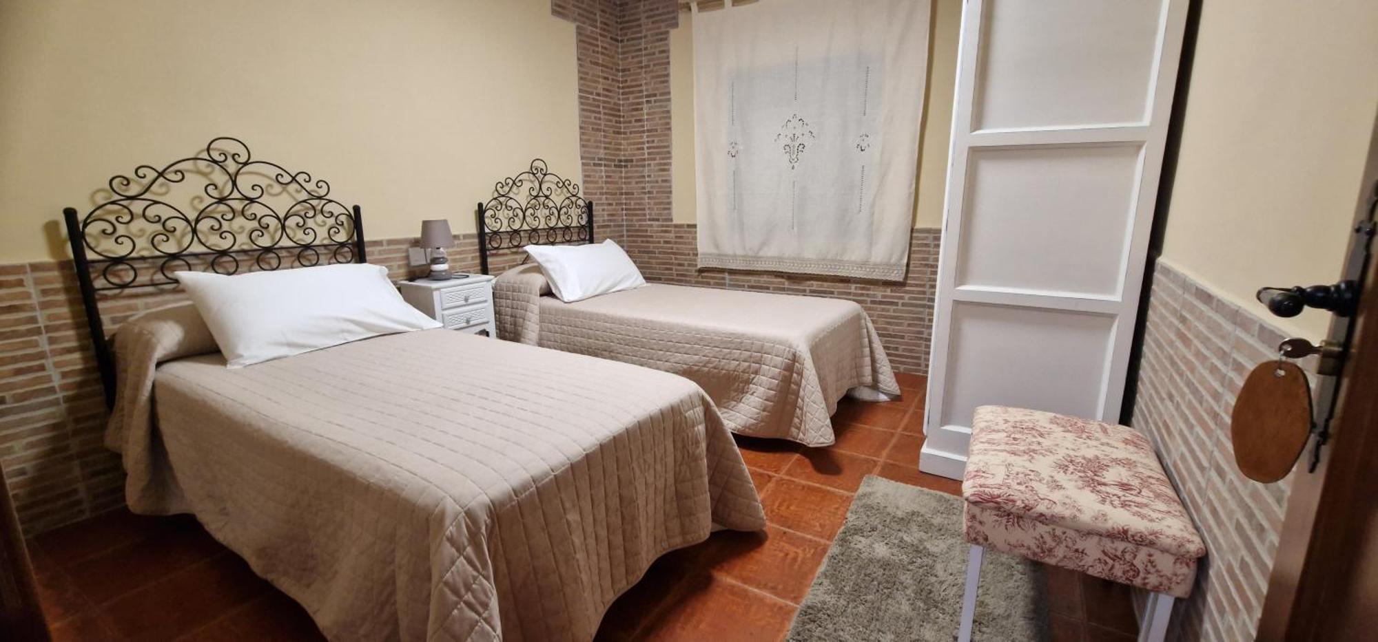 Apartamento Turistico "El Rincon De La Pernila" Guadalupe  Ngoại thất bức ảnh